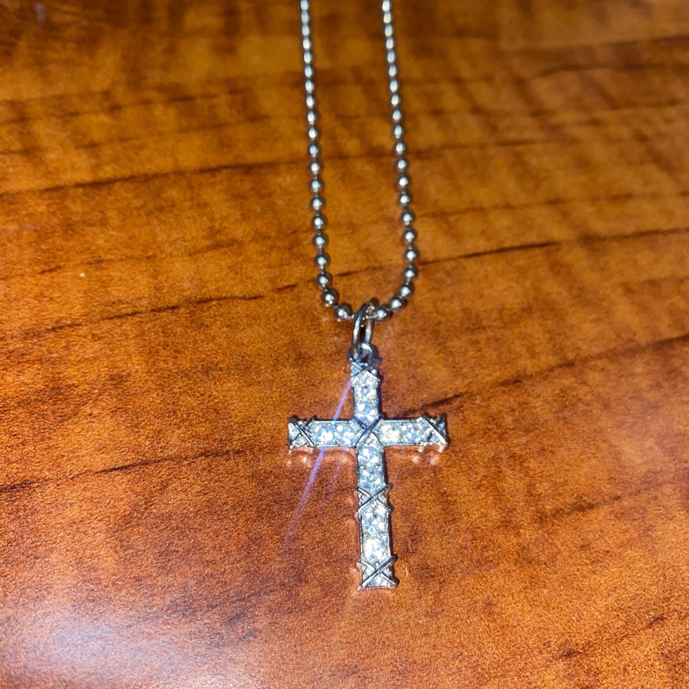 Cross with chain